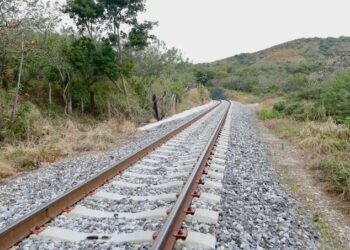 Sheinbaum anuncia rediseño de ruta del Tren Interoceánico para reforzar la seguridad de pasajeros
