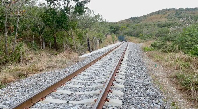 Sheinbaum anuncia rediseño de ruta del Tren Interoceánico para reforzar la seguridad de pasajeros