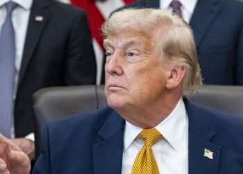 Trump asegura que Irán aceptó inspecciones nucleares permanentes; Teherán rechaza que exista un acuerdo