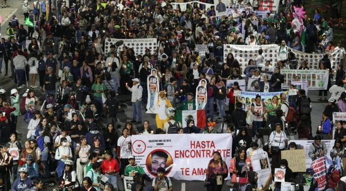 Madres buscadoras llevan su exigencia de justicia a las puertas del Mundial 2026