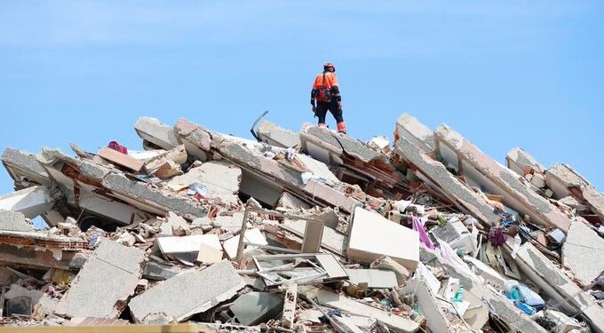 Venezuela decreta siete días de luto tras los terremotos; aumentan a 2 mil 295 los fallecidos