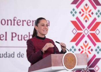 Sheinbaum elogia al Tri, anuncia pagos del Bienestar y prevé un segundo semestre favorable para la economía