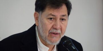 Fernández Noroña responde al Tribunal Electoral y rechaza quedar fuera de la contienda por el Senado