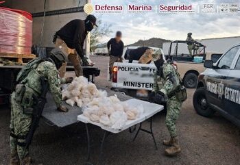Autoridades frustran traslado de 200 kilos de metanfetamina en Caborca, Sonora