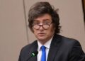 Milei endurece la Ley de Migraciones en medio de la polémica por una supuesta campaña anti-Argentina
