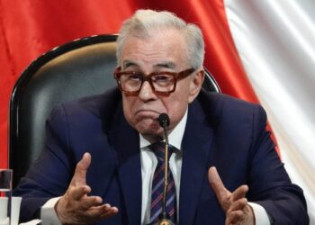 FGR rechaza que existan pruebas contra Rocha Moya; expediente continúa abierto