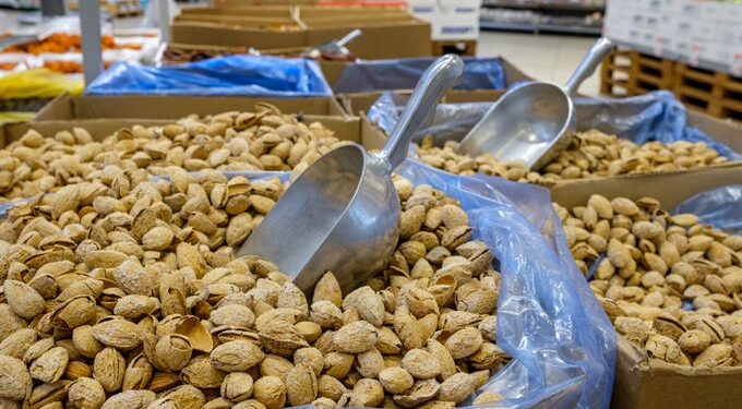México busca frenar aranceles de China a la nuez pecana tras investigación antidumping