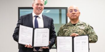 México y EU refuerzan cooperación militar con acuerdo para adquirir tecnología antidrones