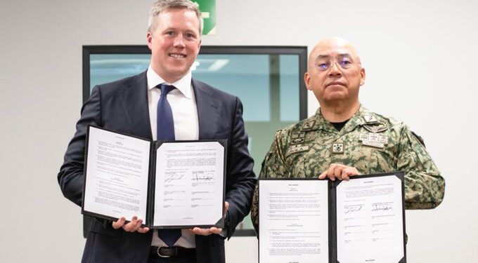 México y EU refuerzan cooperación militar con acuerdo para adquirir tecnología antidrones