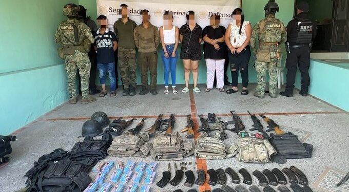Operación Sable deja ocho detenidos y asegura 11 armas largas en Sinaloa