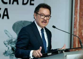 Morena se deslinda de Enrique Inzunza tras su salida de la bancada en el Senado