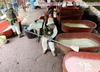 Aseguran más de 3 toneladas de sustancias en posible laboratorio clandestino de Acámbaro