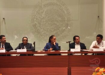 Nuevas plazas y recategorizaciones: los acuerdos de Sheinbaum con la Sección 22