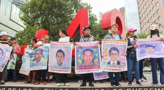 Ayotzinapa: padres piden fortalecer investigaciones y recuperar colaboración del GIEI