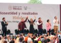 Normalistas de El Mexe irrumpen en evento de Sheinbaum en Hidalgo y exigen justicia