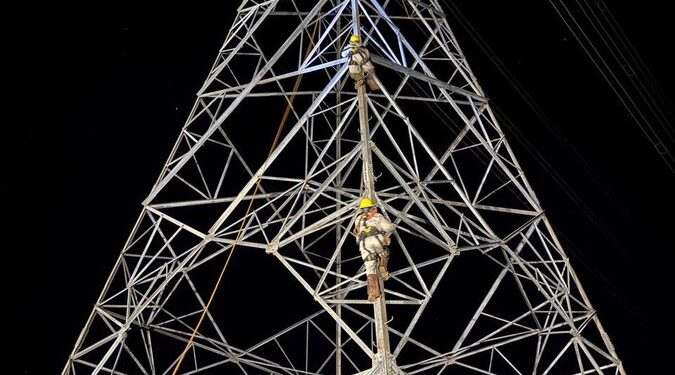 CFE restablece la luz en Mérida tras ocho horas de apagón; atribuye falla a vandalismo