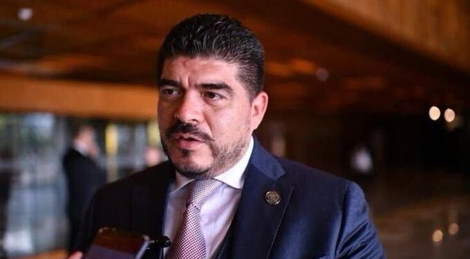 Dan último adiós a Zenyazen Escobar; Morena y el magisterio acompañan a su familia