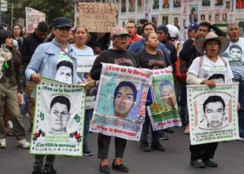 Caso Ayotzinapa: nuevas pistas surgen del análisis de llamadas y teléfonos de los estudiantes