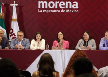 Morena responde a señalamientos contra Andy López Beltrán y Carlos Torres