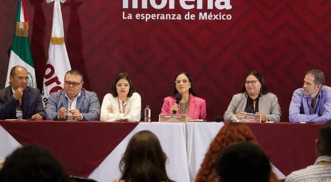 Morena responde a señalamientos contra Andy López Beltrán y Carlos Torres
