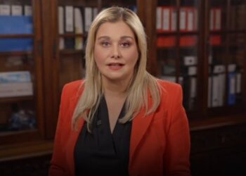 Gobernadora de Chihuahua pide a la SCJN mantener ley contra intervención criminal en elecciones
