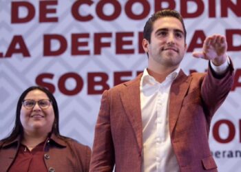 Gino Segura gana encuesta de Morena y se perfila para la gubernatura de Quintana Roo