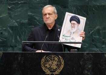 Pezeshkian acusa a EU e Israel de terrorismo; Zelenski pide apoyo de China y Noboa propone cooperación contra el crimen