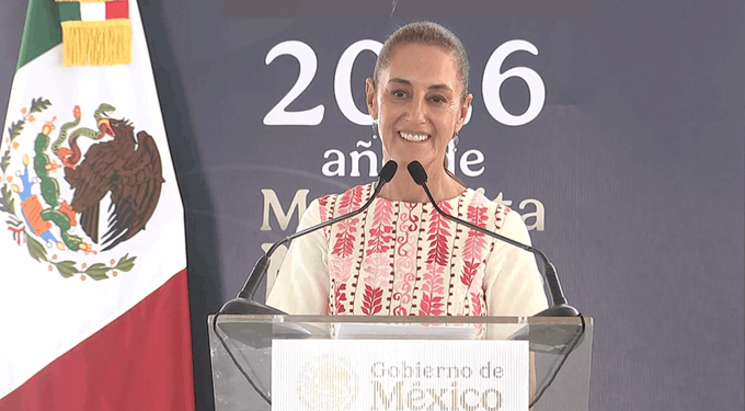 Sheinbaum promete modernizar el sistema de salud y atender el desabasto de medicamentos