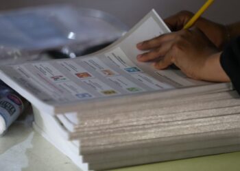 Magistrado del TEPJF plantea invalidar boletas sin marcas de doblez en 2027