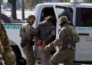 México habría rechazado recibir a migrantes enfermos; EU analiza enviarlos a África