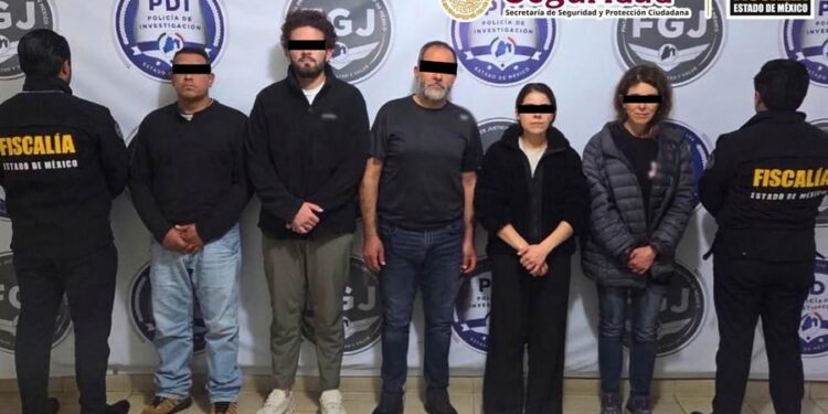 Caen presuntos extorsionadores que imitaban voces de funcionarios con inteligencia artificial
