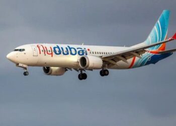 Fiscalía de Emiratos acusa a copiloto de Flydubai de intentar estrellar un avión en Israel