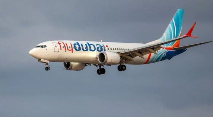 Fiscalía de Emiratos acusa a copiloto de Flydubai de intentar estrellar un avión en Israel