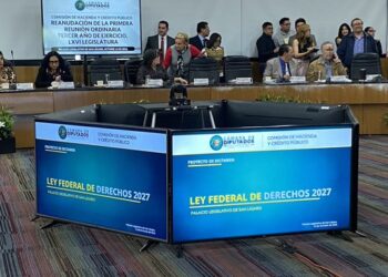 Diputados avalan cambios fiscales para 2027: aumentan derechos y modifican retenciones de ISR