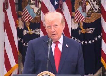 Trump asegura que conoce la ubicación de los cárteles y advierte sobre ataques terrestres