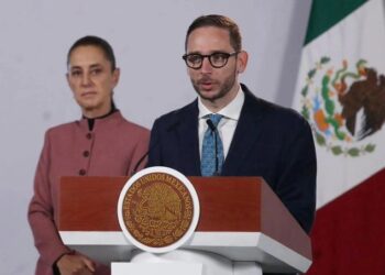 Gobierno compra medicamentos para 2027 y 2028 y busca frenar su venta ilegal