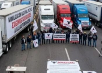 Transportistas y agricultores se movilizan en 19 estados; reportan cierres carreteros