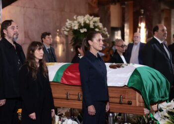 Familia de Cuauhtémoc Cárdenas acepta propuesta de Sheinbaum para llevarlo a la Rotonda de las Personas Ilustres