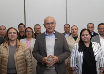 Rechazan trabajadores del IMSS aumento salarial y exigen una nueva propuesta