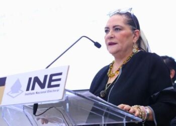 Sheinbaum rechaza vínculos de Taddei con Morena y exige revisar contratos del INE.