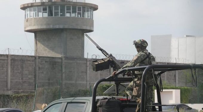 Tras ataque en penal de Mazatlán, anuncian nueva prisión y refuerzan vigilancia