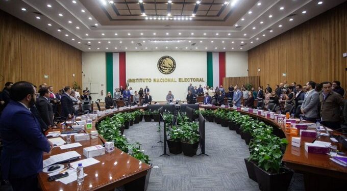 INE aprueba comités técnicos para fortalecer la certeza electoral rumbo a 2027.