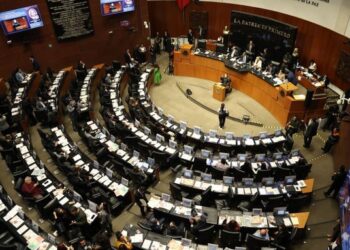 Senado avala Ley Federal de Derechos 2027 entre críticas por turismo y deuda pública