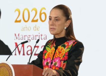 Sheinbaum aborda relevo en el INE, demandas de transportistas y apoyos sociales