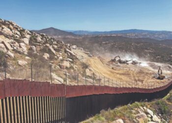 Trump afirma que México pagó el muro fronterizo con los aranceles impuestos por EU