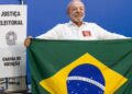 Lula se impone en Brasil y Flávio Bolsonaro anuncia que impugnará la elección